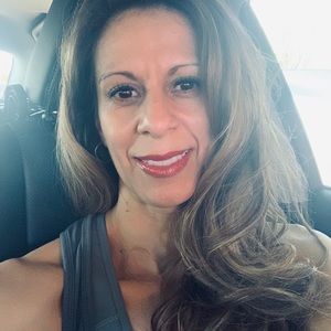 Meet your Posher, Sylvia